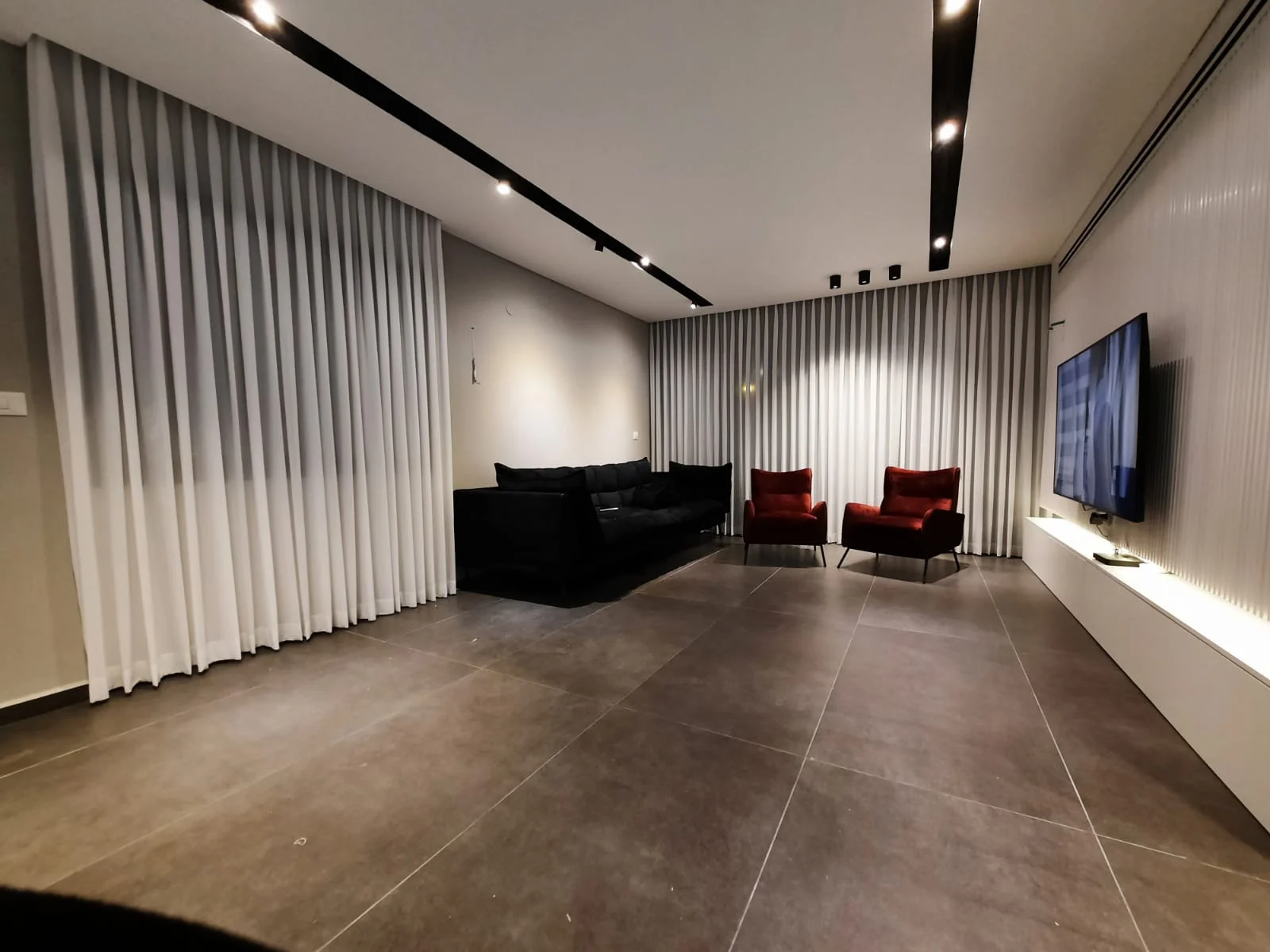 חשוב לבדוק שטיחים ווילונות?